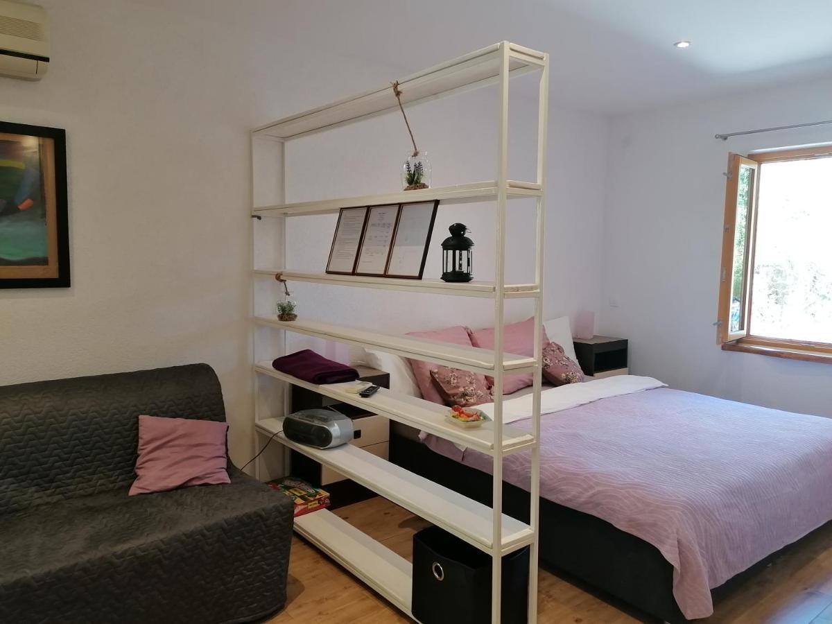Apartment Sandra2 Ловран Экстерьер фото