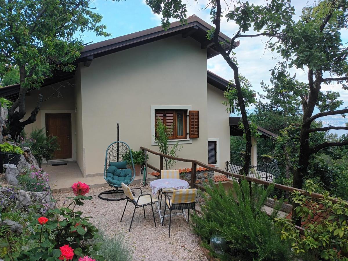 Apartment Sandra2 Ловран Экстерьер фото